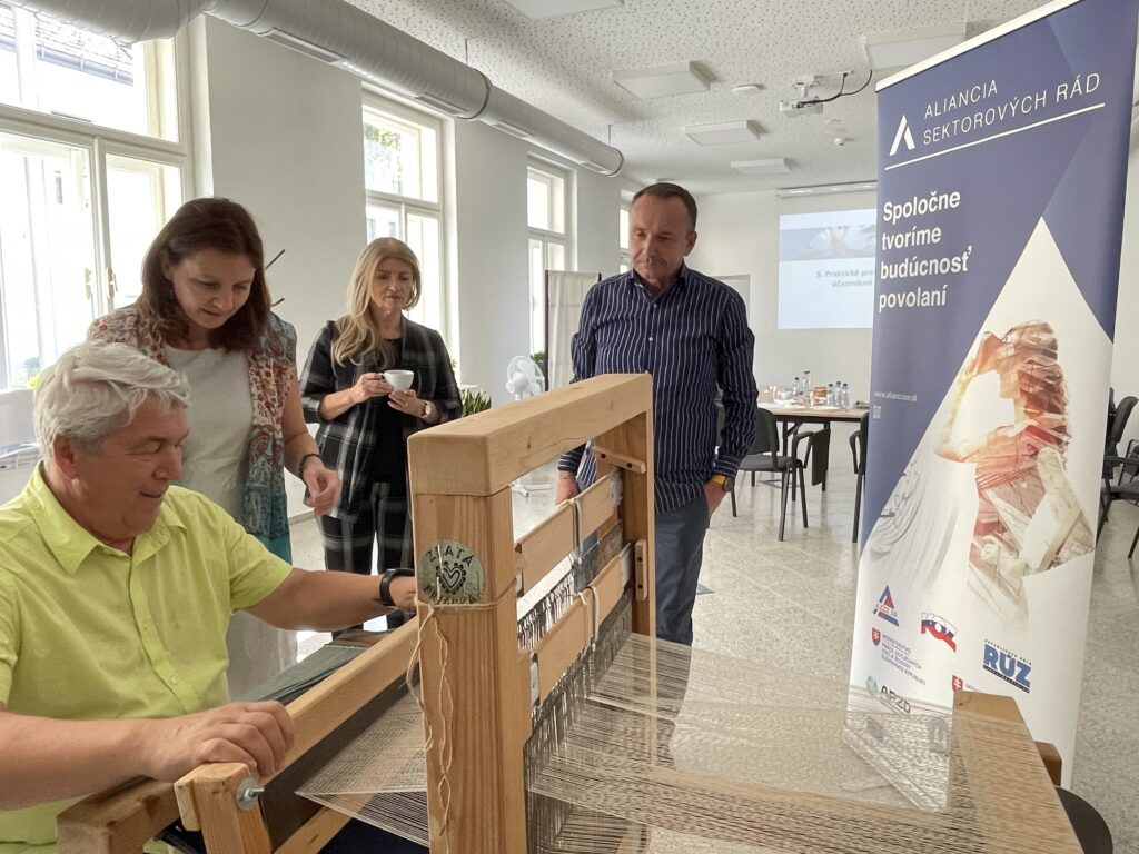 Momentka zo zasadnutia Sektorovej rady pre remeslá a osobné služby